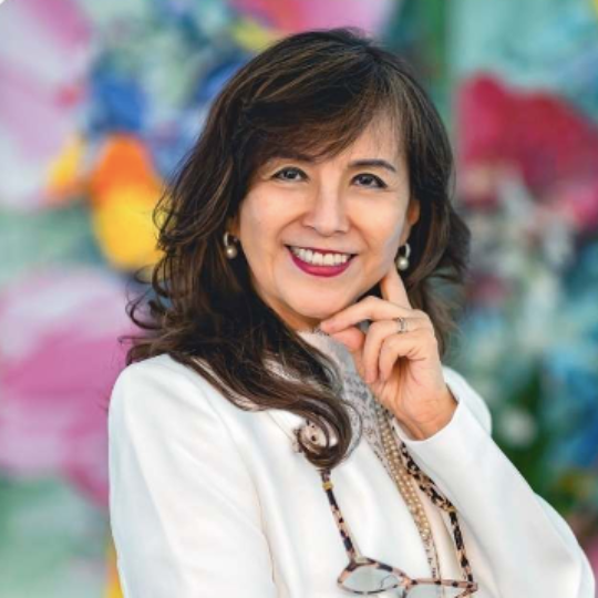 Dra. Lúcia Kawakami